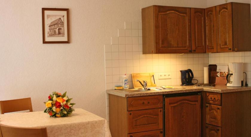 Gaestehaus Aladin Κόχεμ Δωμάτιο φωτογραφία